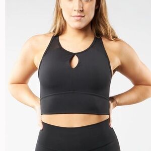 NWT Buffbunny Step Up‎ Crop - Small